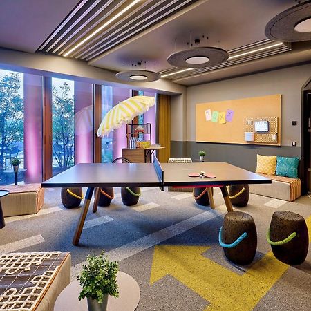 Moxy Luxembourg Airport Hotel Niederanven Luaran gambar