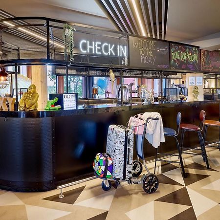 Moxy Luxembourg Airport Hotel Niederanven Luaran gambar