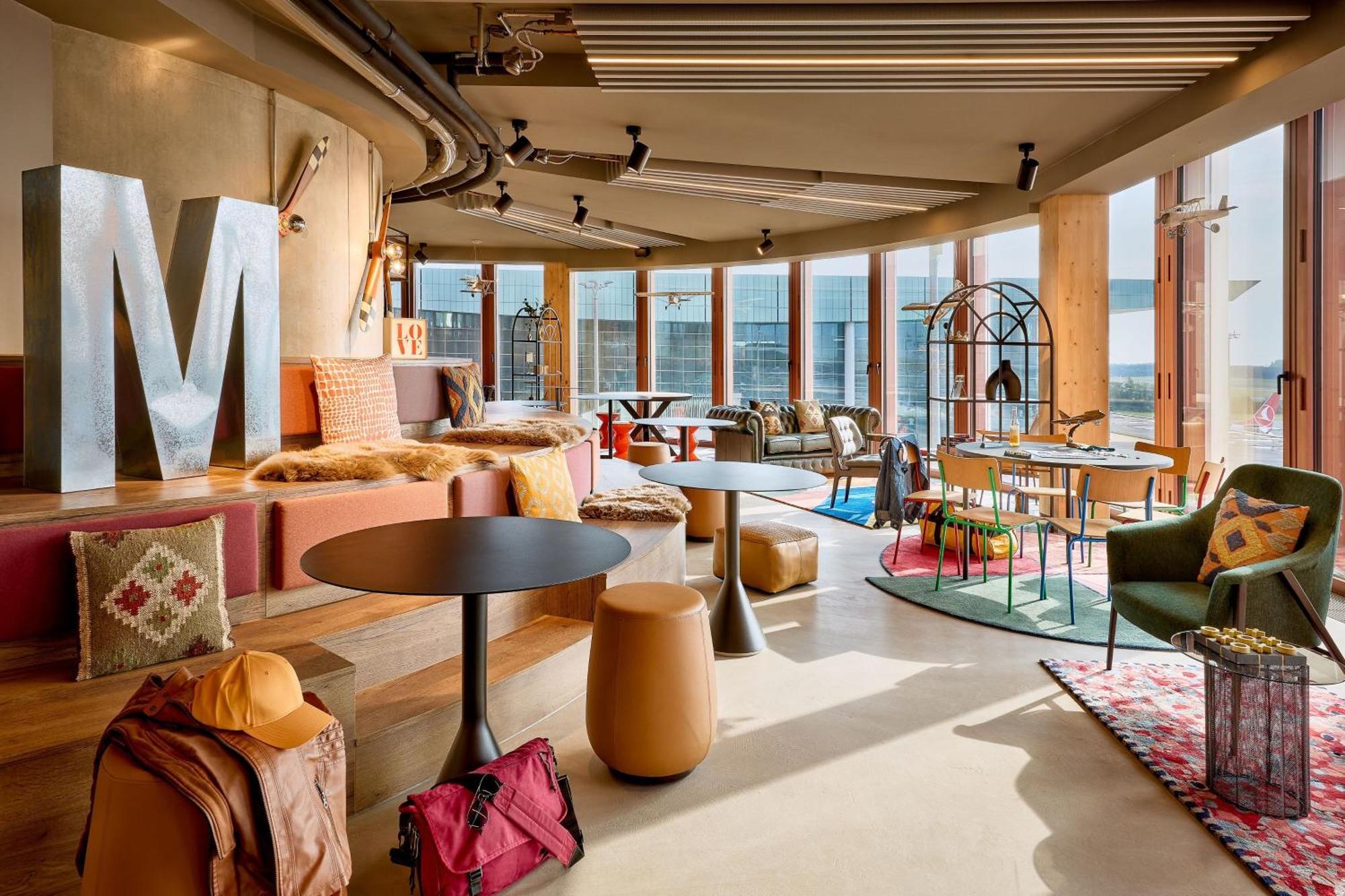 Moxy Luxembourg Airport Hotel Niederanven Luaran gambar