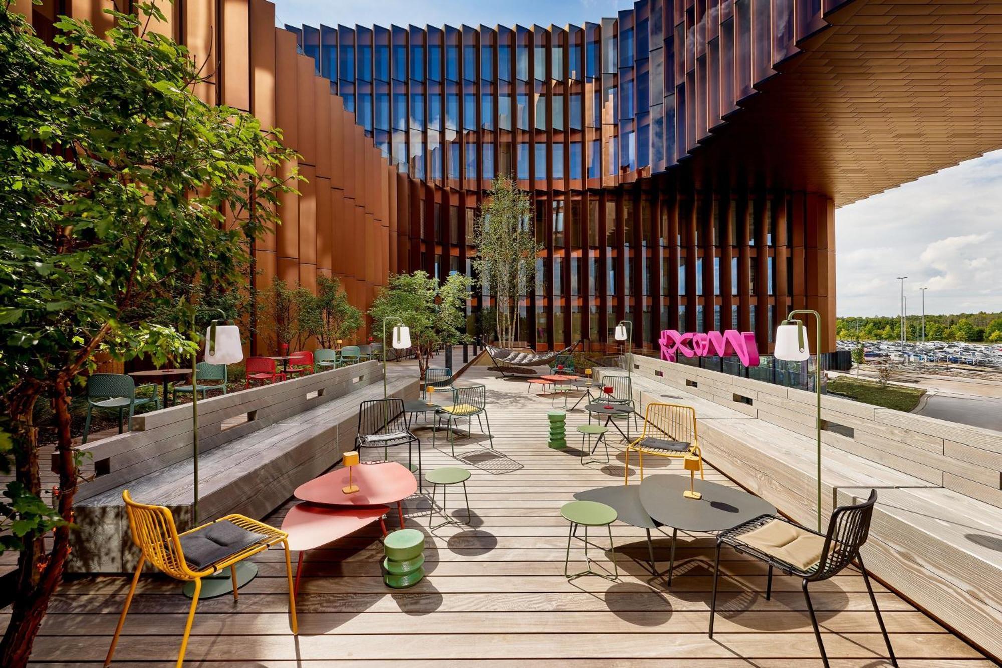 Moxy Luxembourg Airport Hotel Niederanven Luaran gambar