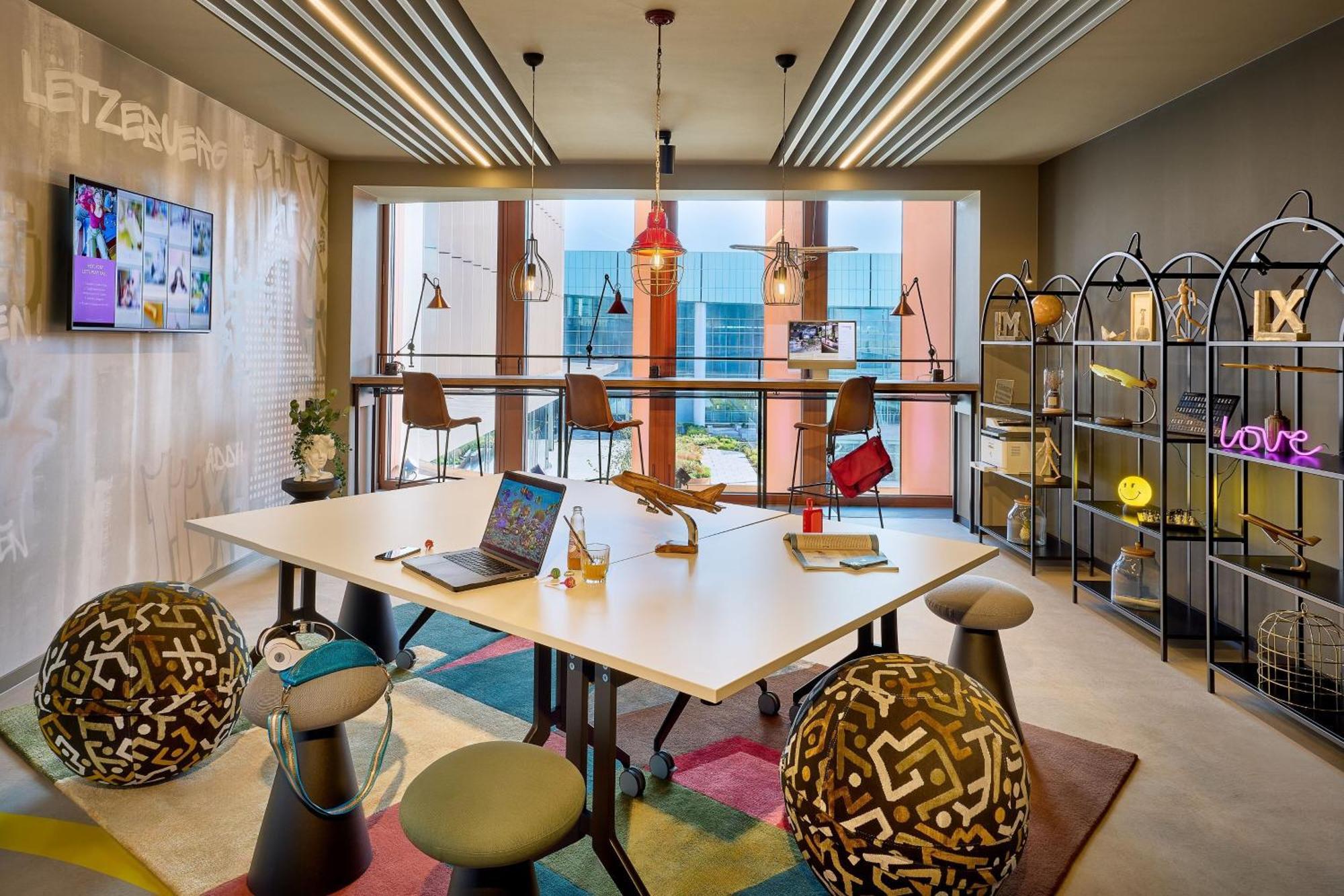 Moxy Luxembourg Airport Hotel Niederanven Luaran gambar