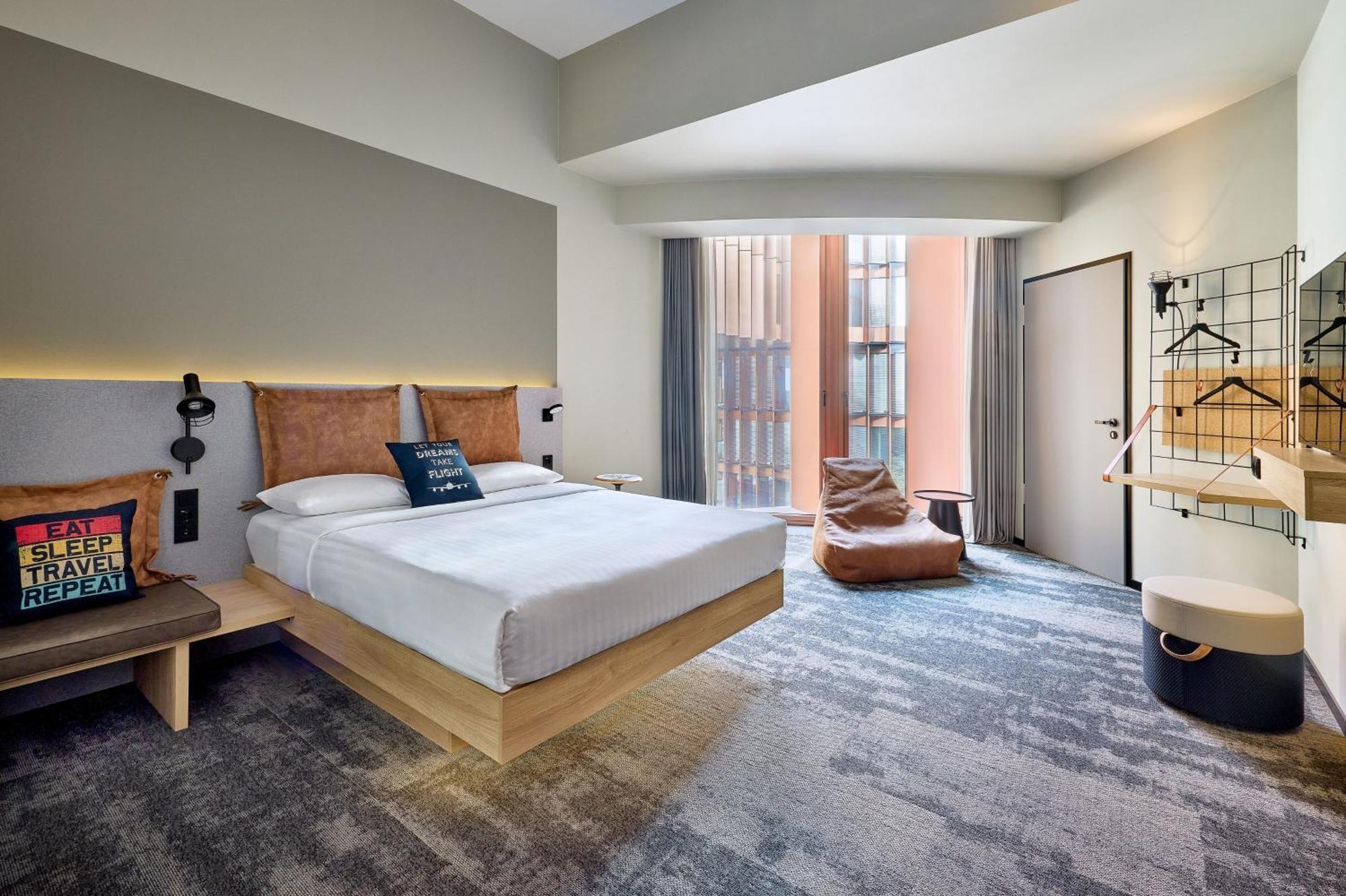 Moxy Luxembourg Airport Hotel Niederanven Luaran gambar